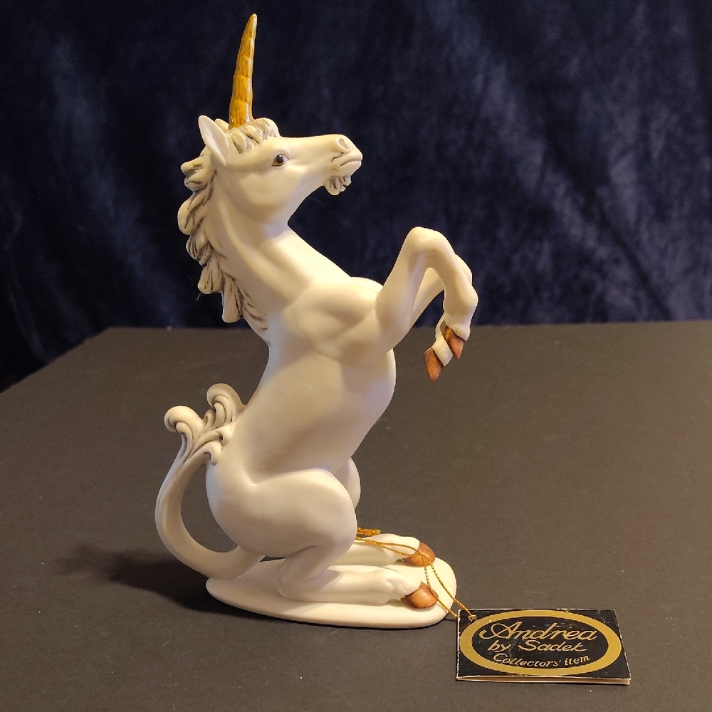 Vintage Andrea By Sadek Majestic White Unicorn with Gold Accents